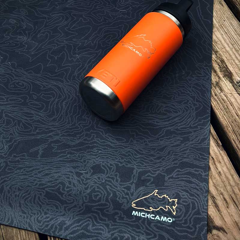 Be Kind Eh Black Topo Yoga Mat